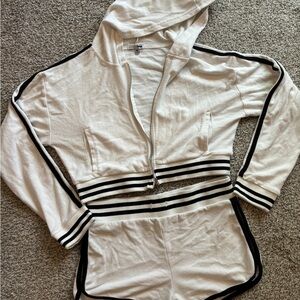 Fashion nova track short set